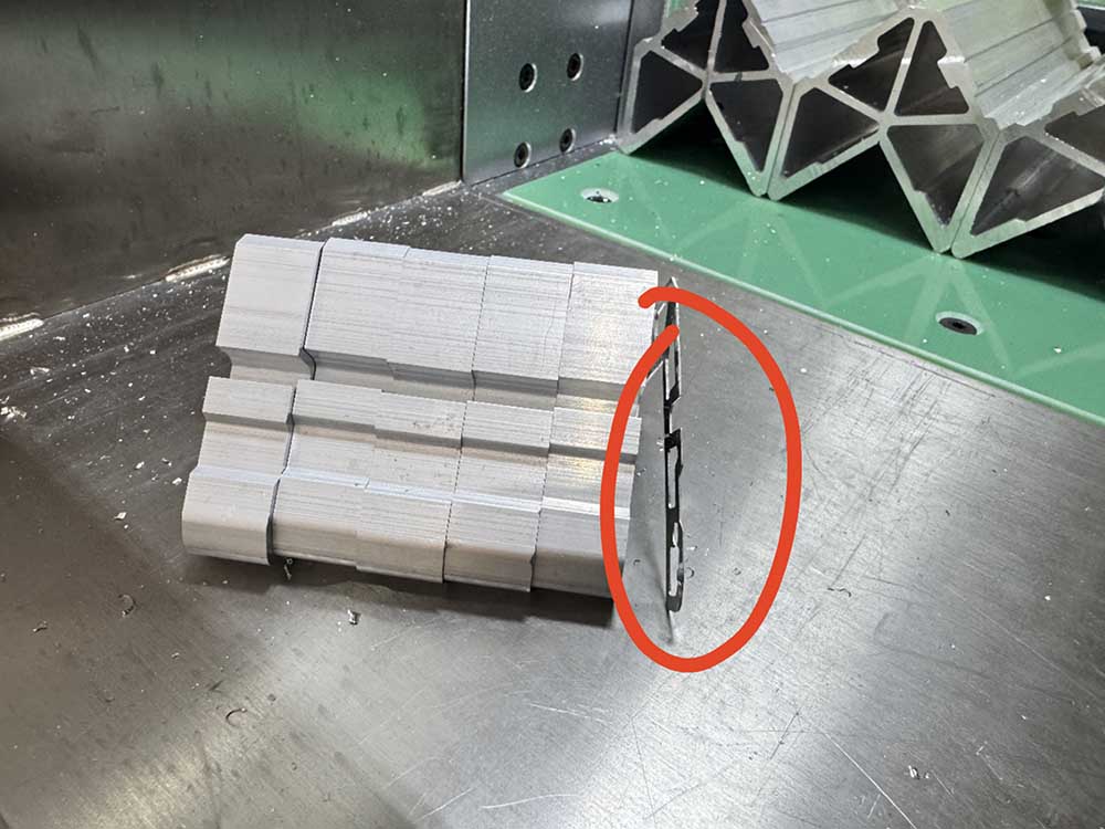 數(shù)控全自動鋁型材切割的隱形“漏洞”：尾料浪費(fèi)每年吞噬行業(yè)數(shù)十億利潤